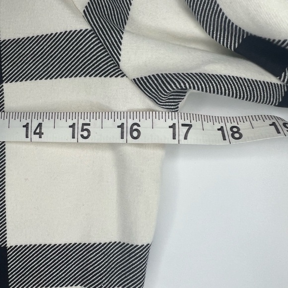 Lauriebelles - Chelsea DeBoer by Lily & Lottie Window Pane Cowl Neck Sweatshirt - Picture 5 of 6